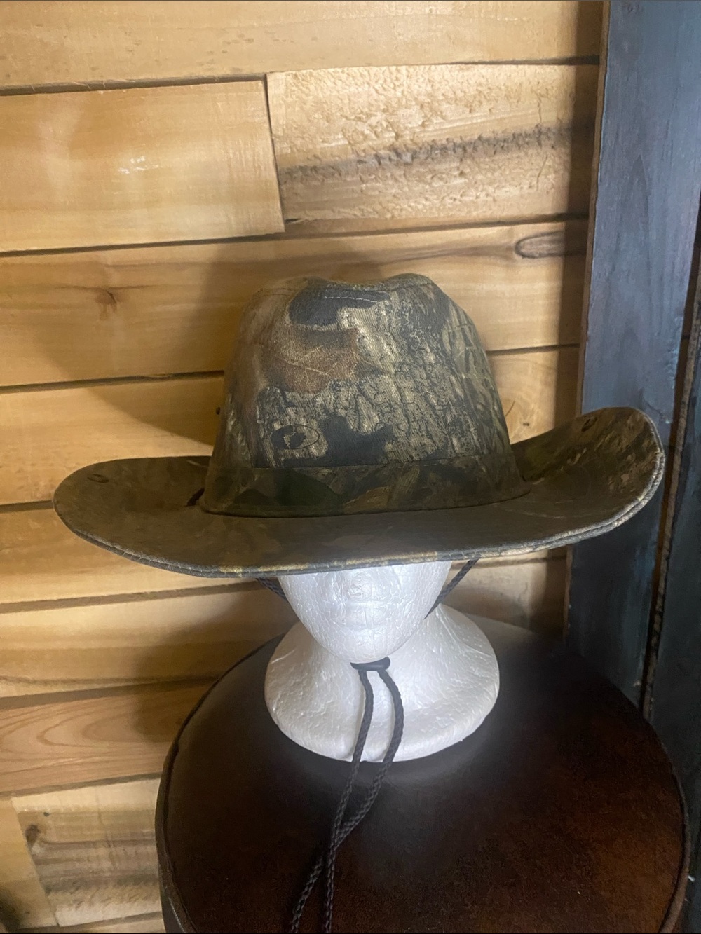 Paramount Outdoors Missy Oak camo Cowboy Outback Hat with Chin Strap one size